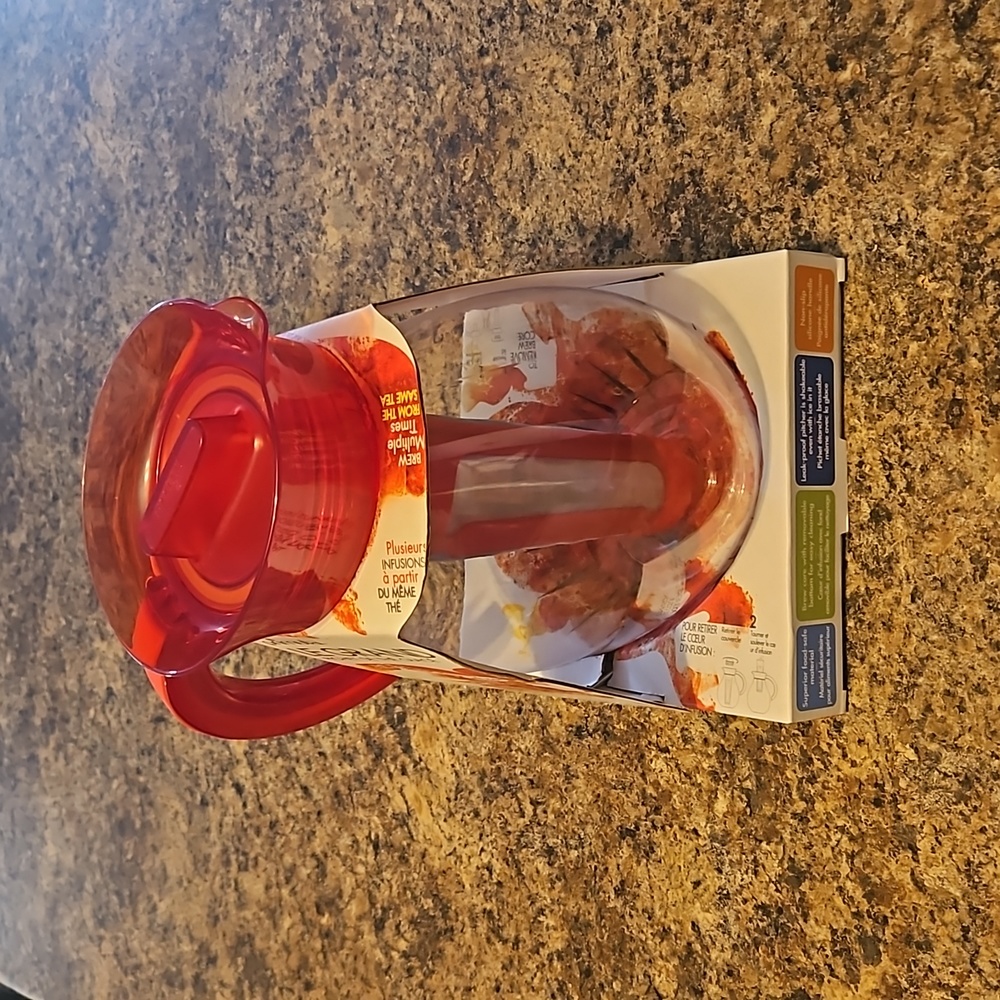 NWT 3.78L Iced Tea Pitcher